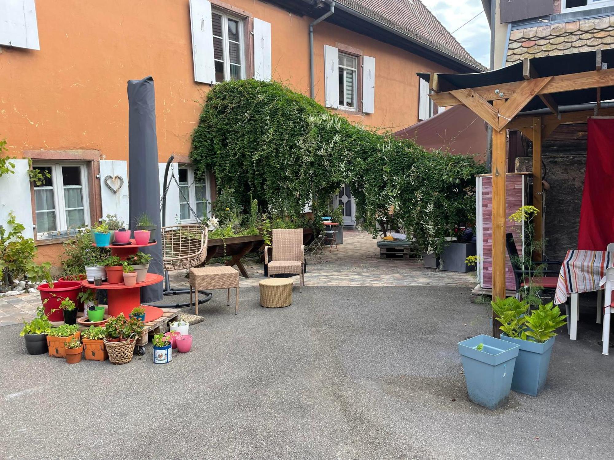 Caveau 1751 Niedermorschwihr Bagian luar foto